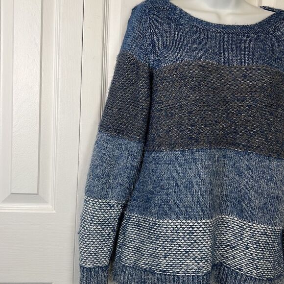 Tribal‎ Blue/White Cotton Blend Eyelash Sweater Size Small - Picture 4 of 11